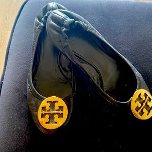 Tory Burch Flats With Gold Logo/Accent COVID Free.